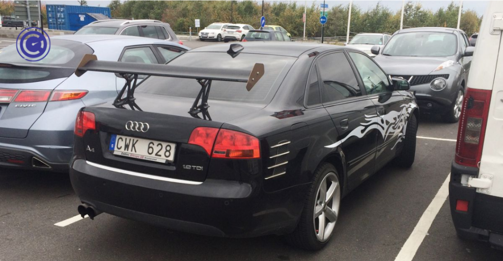 Fake car modification fake spoiler